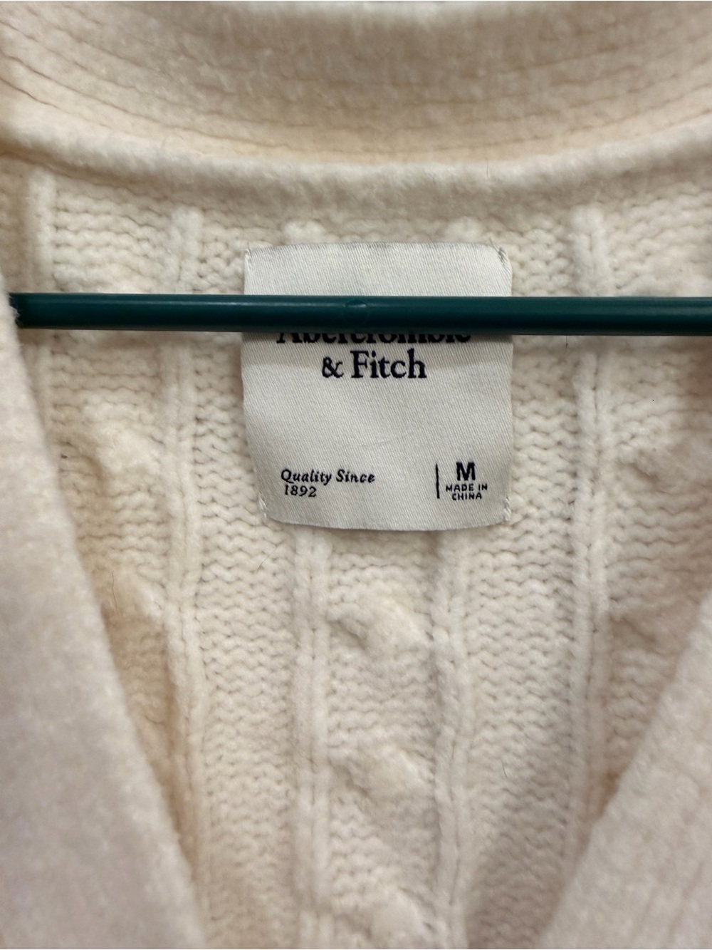 Abercrombie & Fitch
Cable Short Cardigan cream color M - Picture 5 of 7